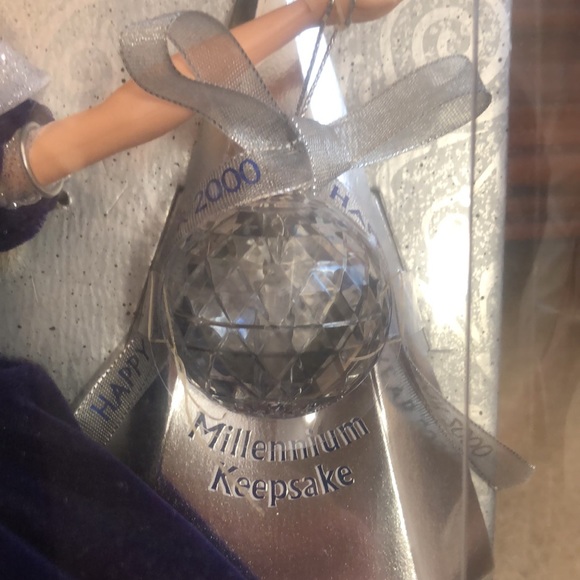 Barbie Millenium Princess - Picture 5 of 15